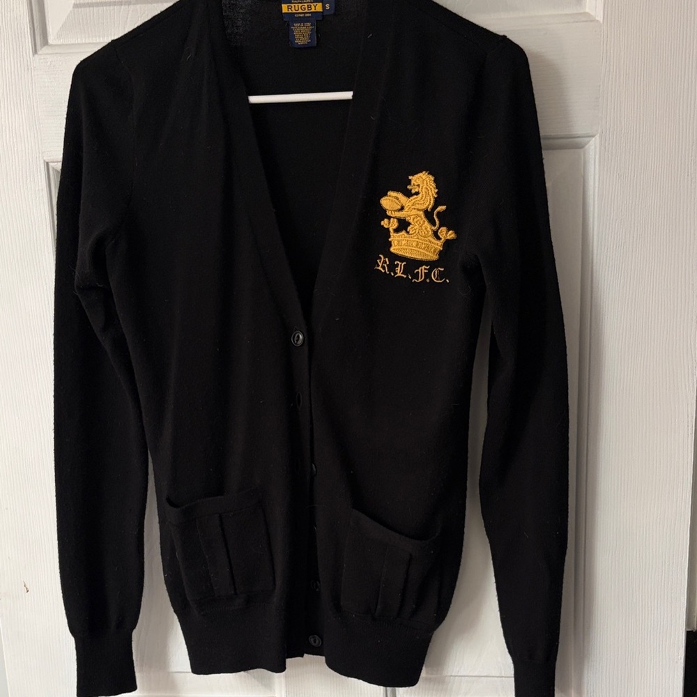 Cardigan sweater